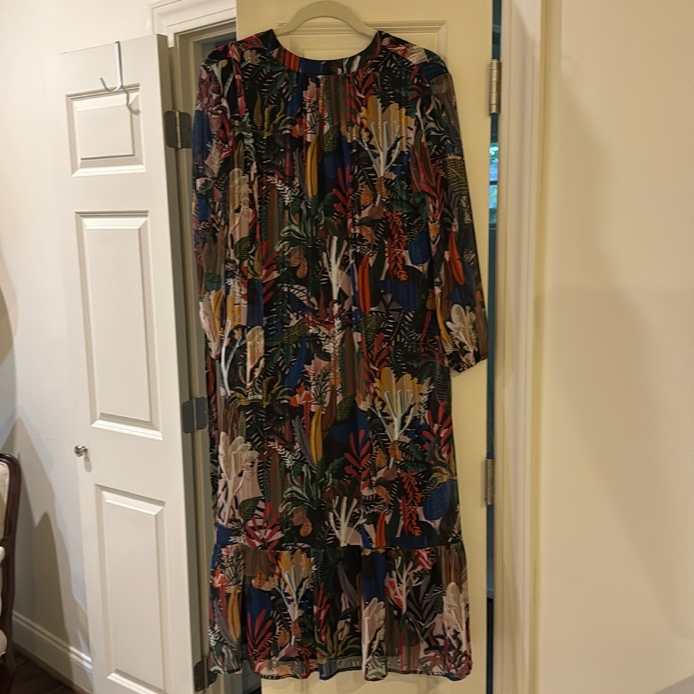 Vilagallo Size 38 (equivalent to a small) party dress!